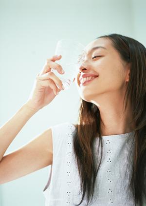 トップスタイリストと梅田の安い美容室